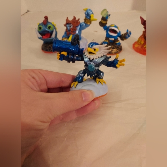 Lot of FIVE (5) Activision Skylanders Giants 2012 Action Figure Toys - Picture 2 of 16